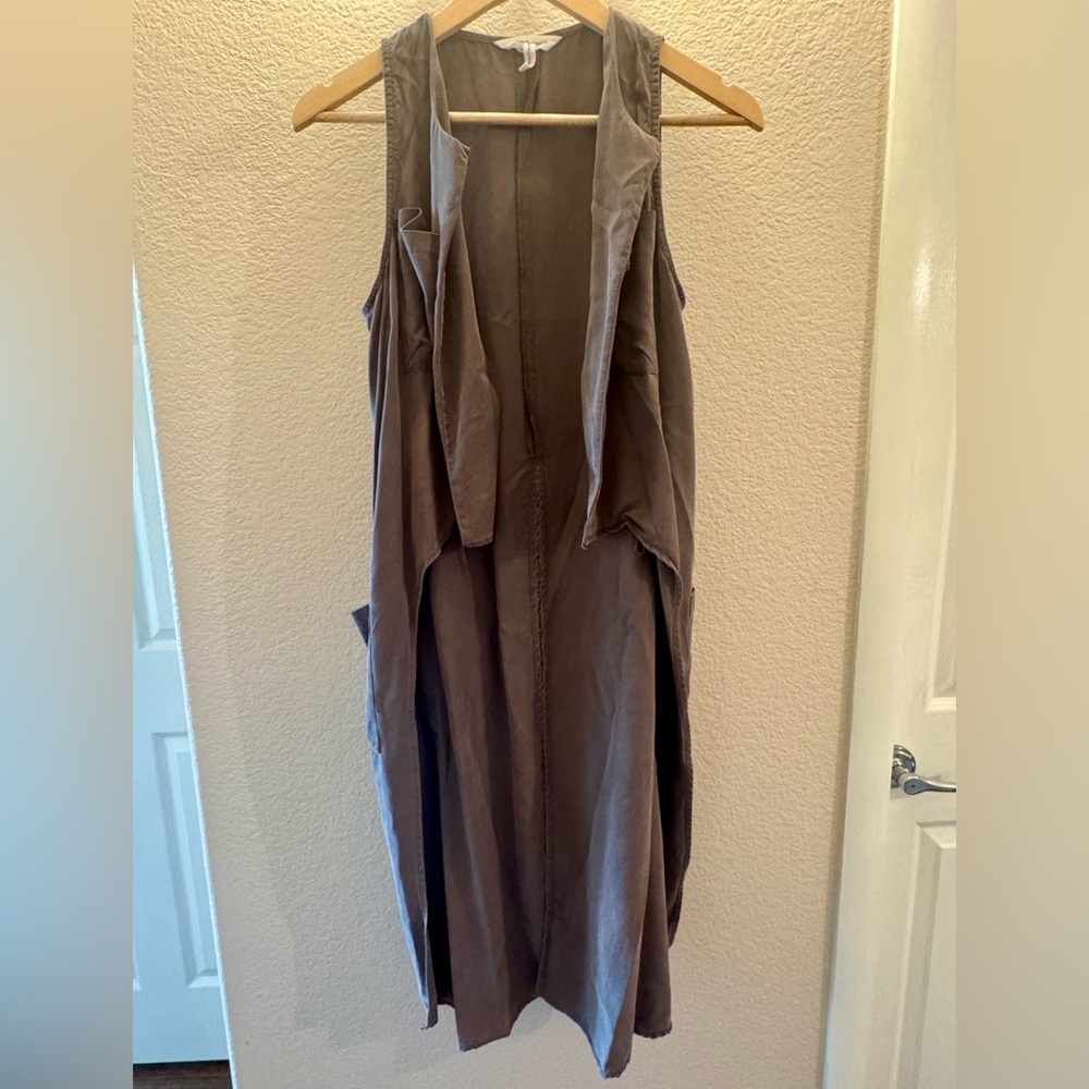 BCBGeneration Open-Front Long Vest